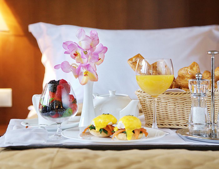 Room-service - Отель Mistral Hotel & SPA / Мистраль СПА