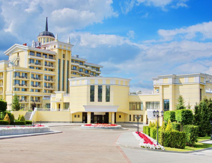 Внешний вид и территория - Отель Mistral Hotel & SPA / Мистраль СПА