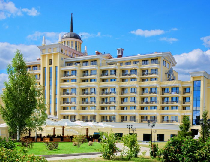 Внешний вид и территория - Отель Mistral Hotel & SPA / Мистраль СПА