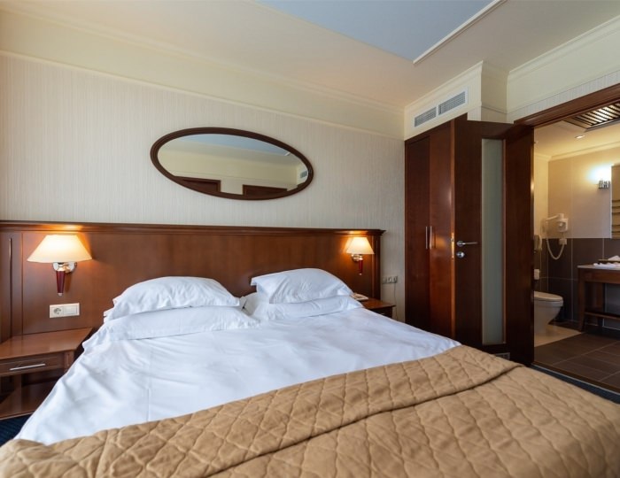 Люкс (вид на озеро) - Отель Mistral Hotel & SPA / Мистраль СПА