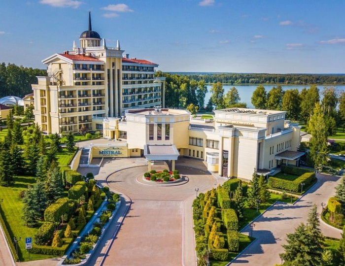 Внешний вид и территория - Отель Mistral Hotel & SPA / Мистраль СПА